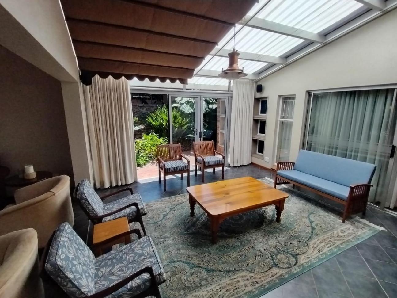 Glen Marion Guest House Претория Экстерьер фото